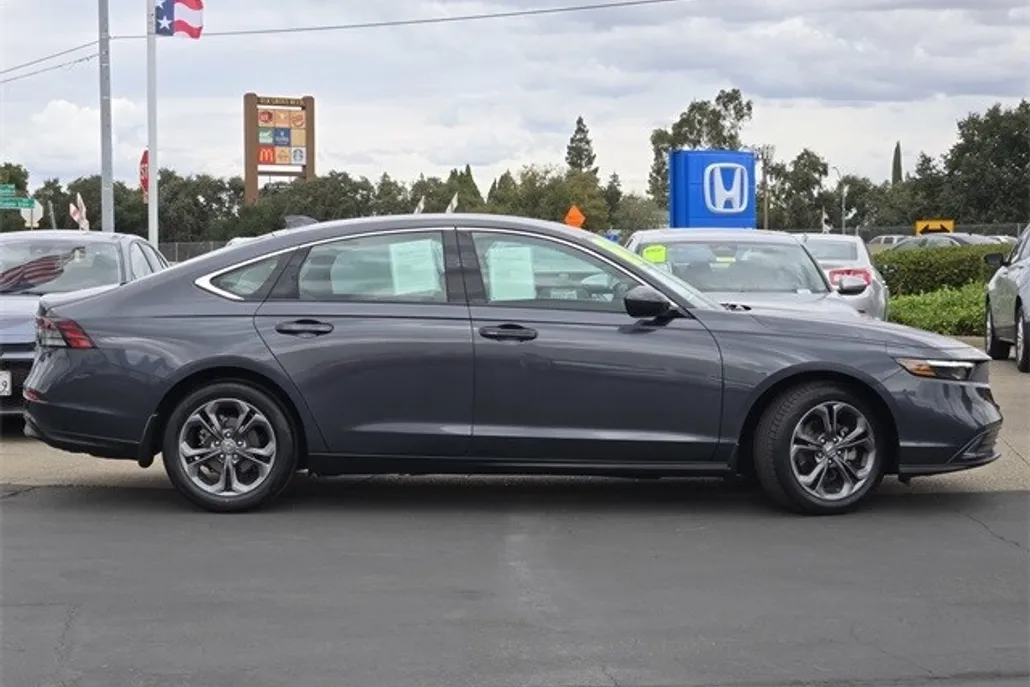 2023 Honda Accord EX photo 1