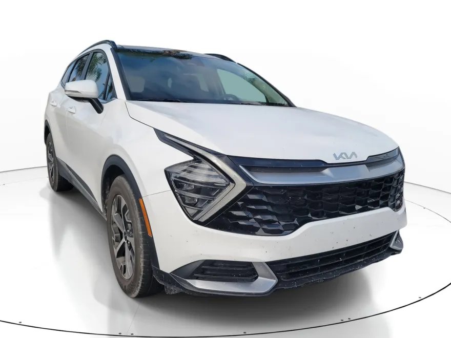 2025 Kia Sportage EX photo 1