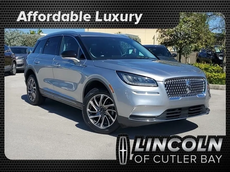2021 Lincoln Corsair Standard photo 1