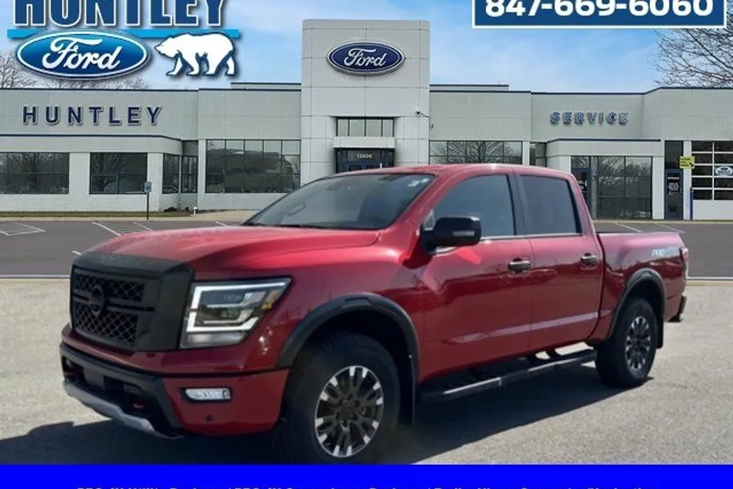 2024 Nissan Titan PRO-4X photo 1