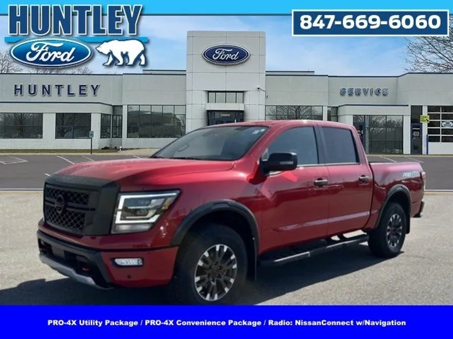 2024 Nissan Titan PRO-4X photo 1