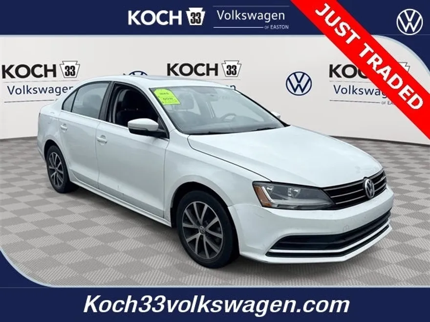2017 Volkswagen Jetta 1.4T SE photo 1