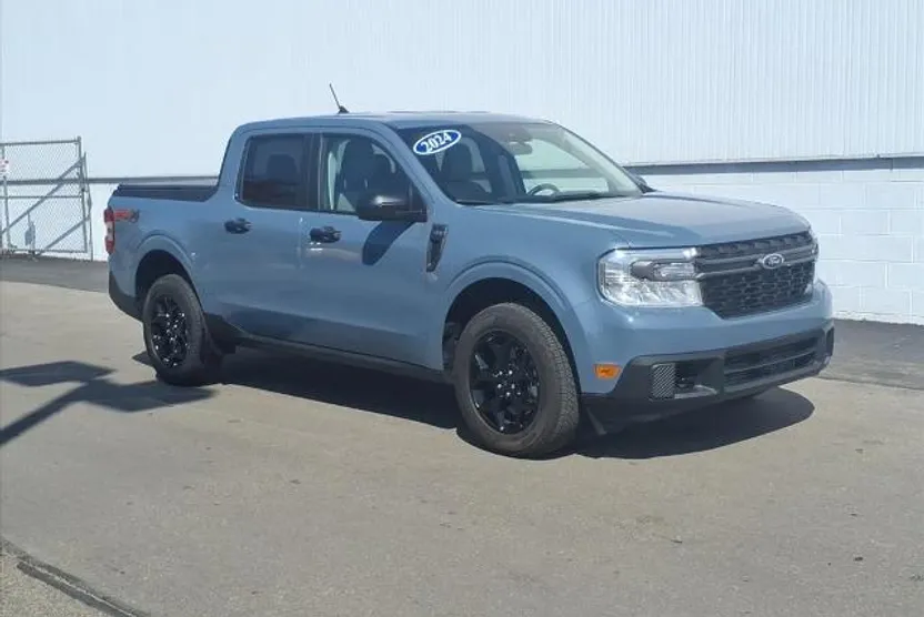 2024 Ford Maverick XLT photo 1