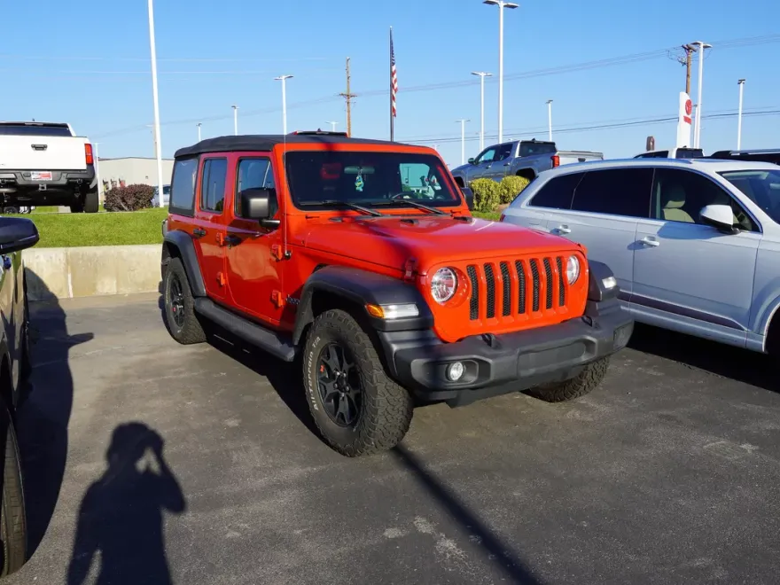 2018 Jeep Wrangler Sport S photo 1