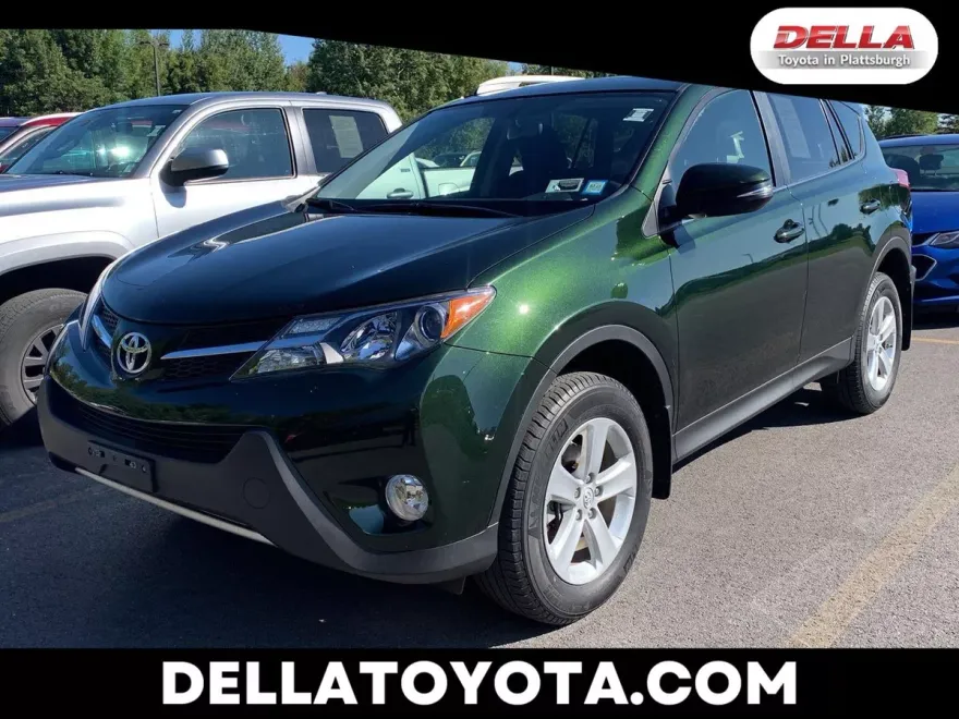 2013 Toyota RAV4 XLE photo 1