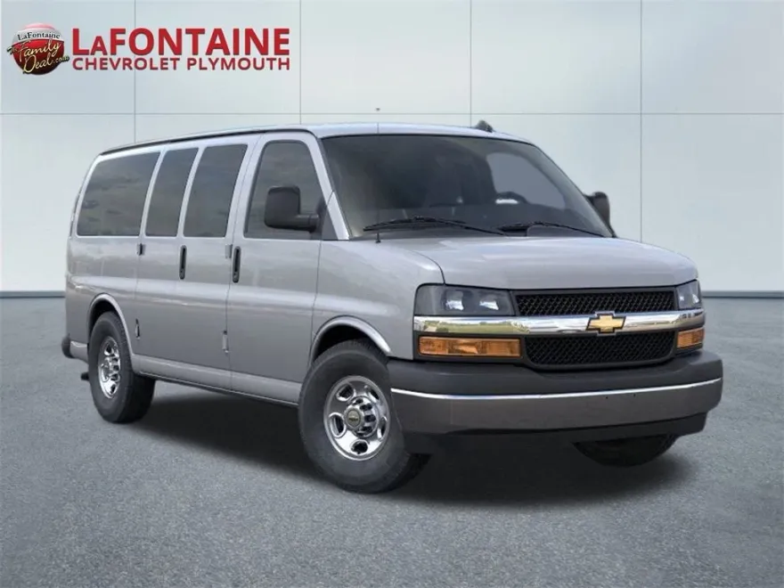 2025 Chevrolet Express Work Van Cargo photo 1
