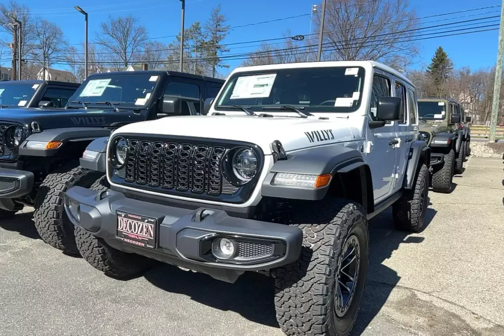 2025 Jeep Wrangler Willys photo 1