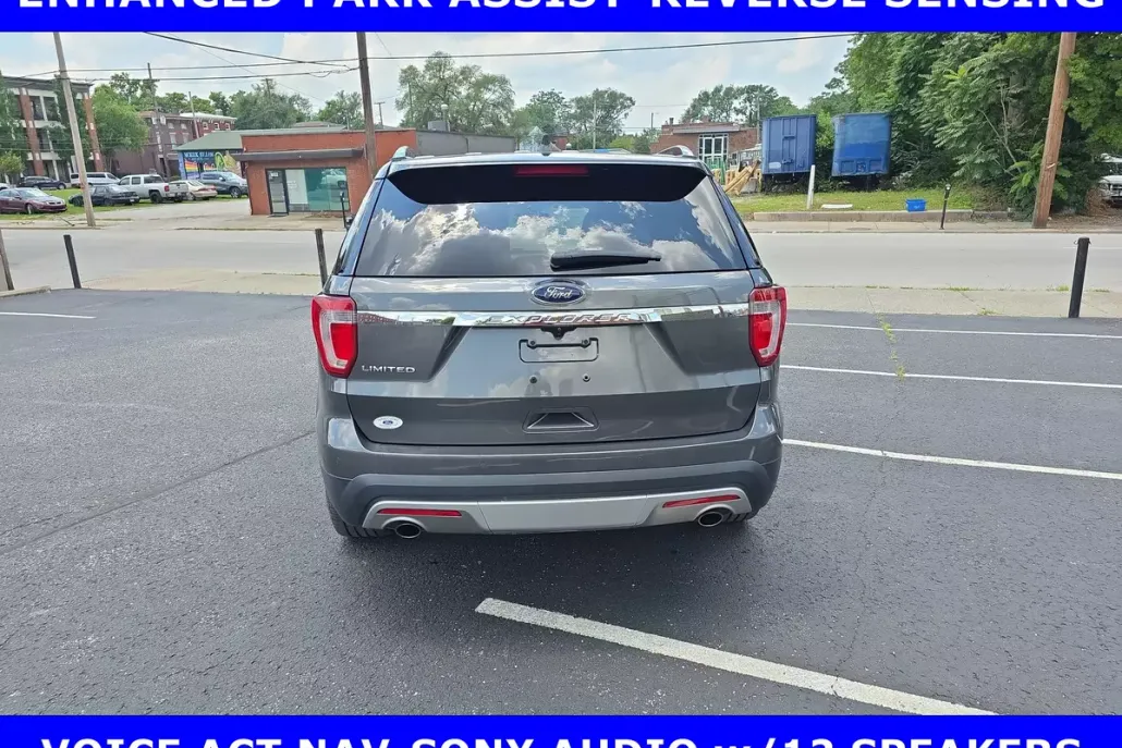 2017 Ford Explorer Limited photo 1