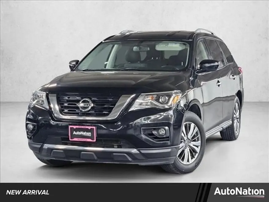 2020 Nissan Pathfinder SV photo 1