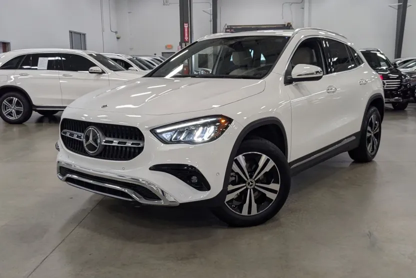 2025 Mercedes Benz GLA 250 photo 1