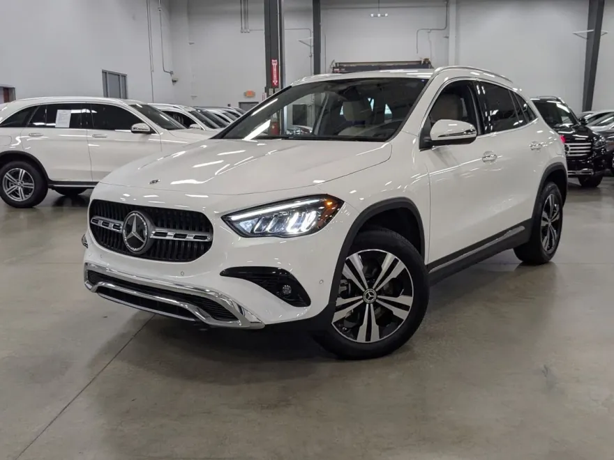 2025 Mercedes Benz GLA 250 photo 1