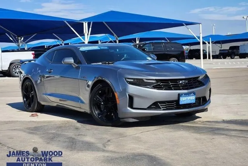 2022 Chevrolet Camaro LT1 photo 1