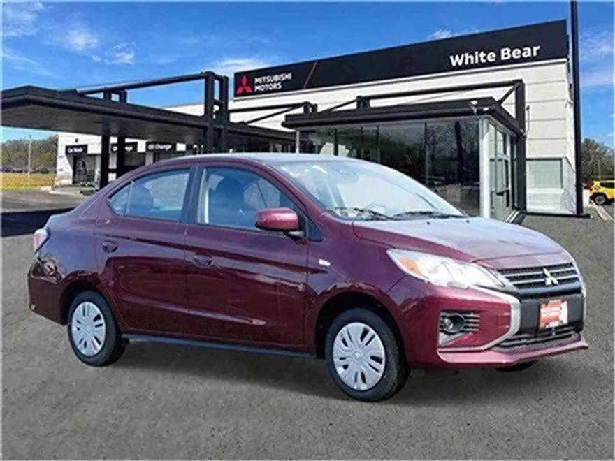 2024 Mitsubishi Mirage G4 ES photo 1