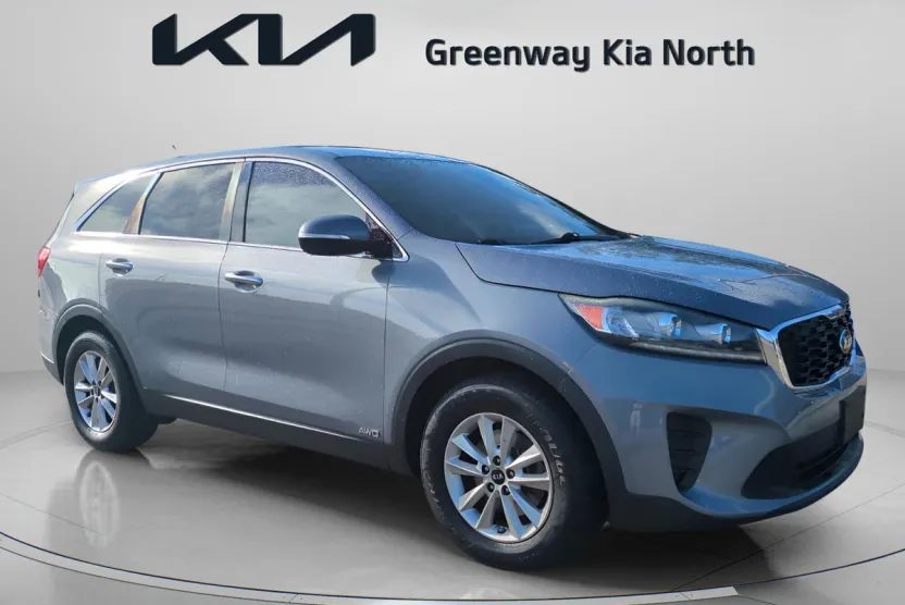 2020 Kia Sorento LX photo 1