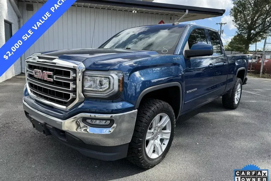 2017 Gmc Sierra 1500 SLE photo 1