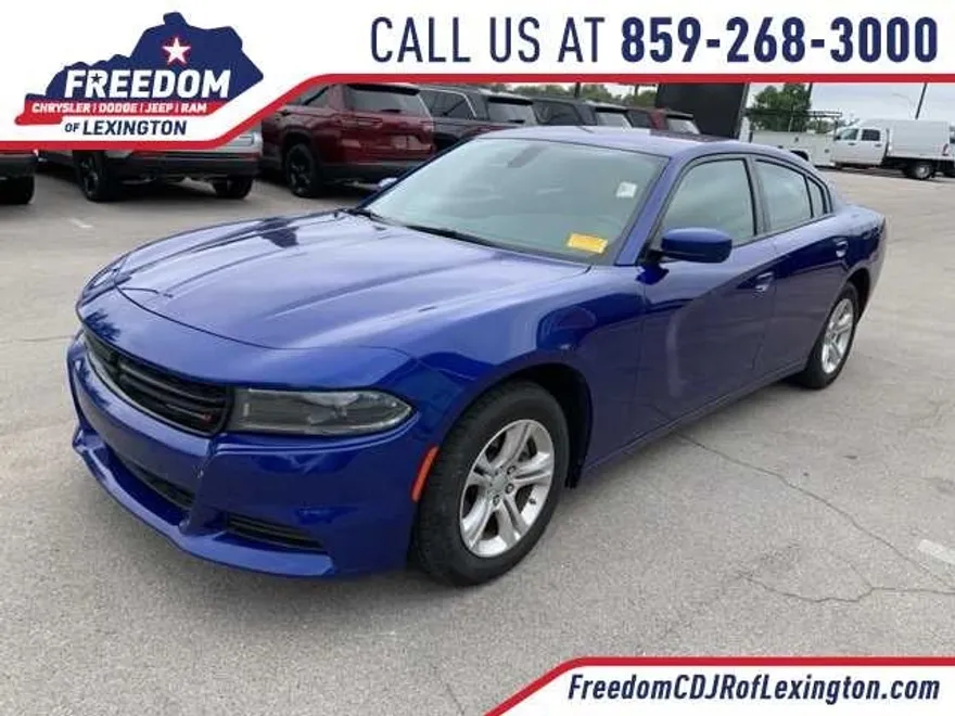 2022 Dodge Charger SXT photo 1