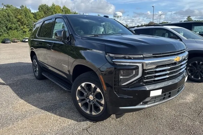2026 Chevrolet Tahoe LT photo 1