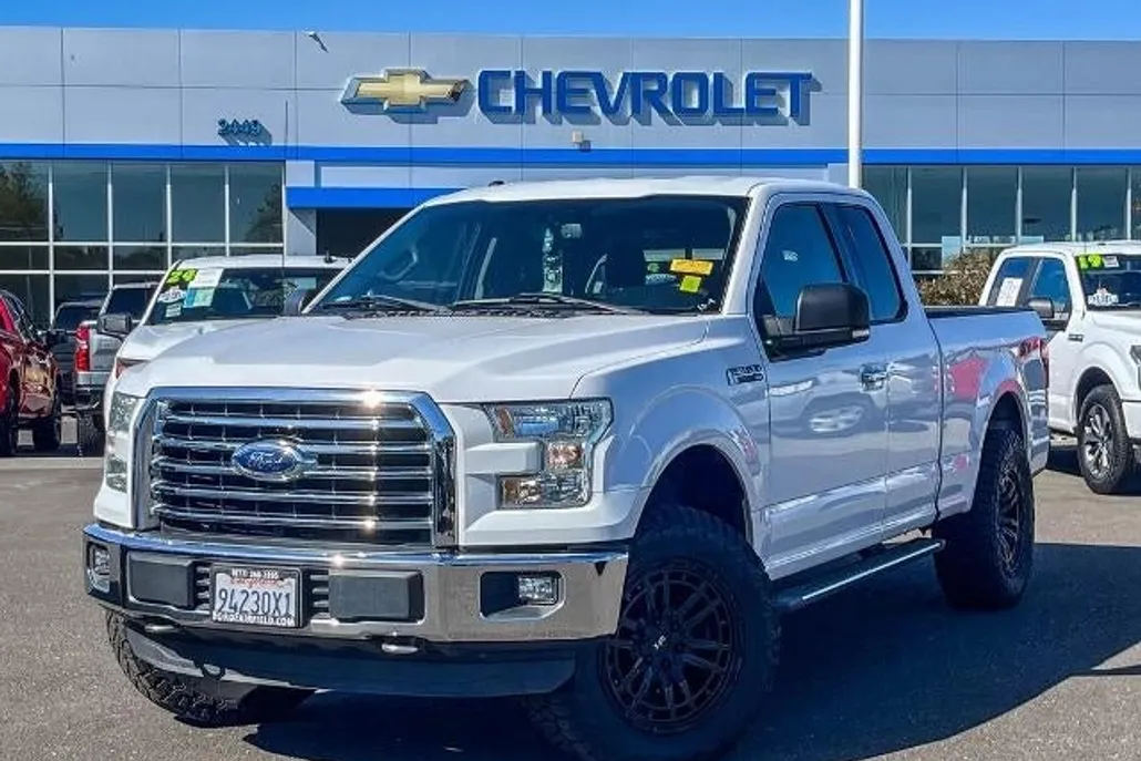 2015 Ford F-150 XLT photo 1