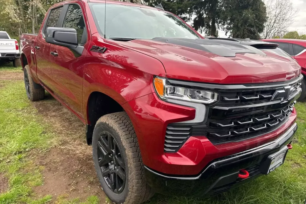 2025 Chevrolet Silverado 1500 LT Trail Boss photo 1