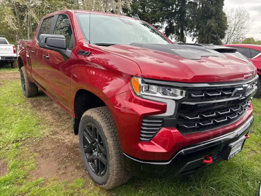 2025 Chevrolet Silverado 1500 LT Trail Boss photo 1