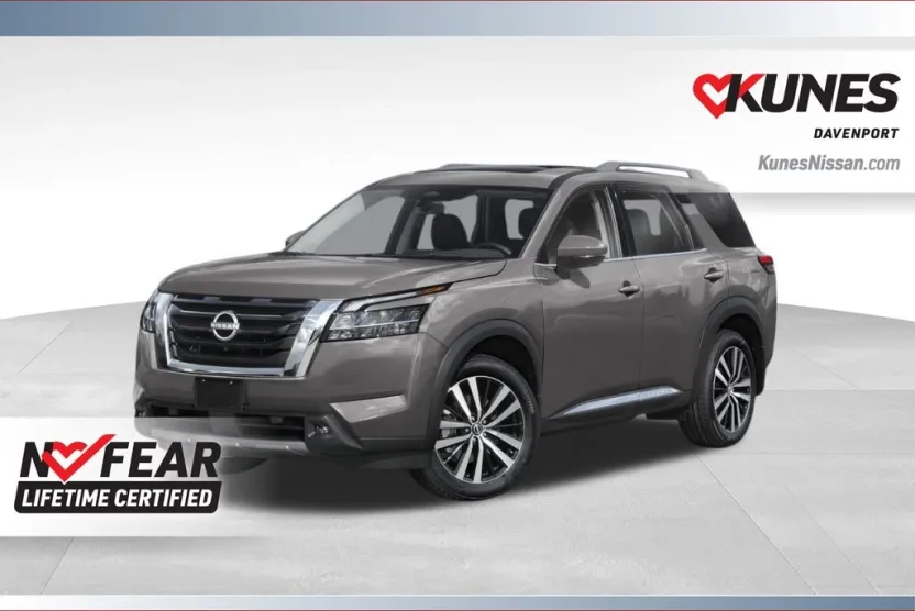 2025 Nissan Pathfinder Platinum photo 1