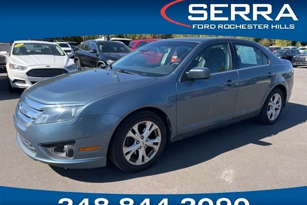 2012 Ford Fusion SE photo 1