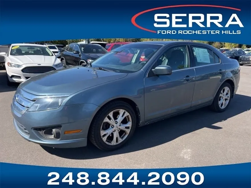 2012 Ford Fusion SE photo 1