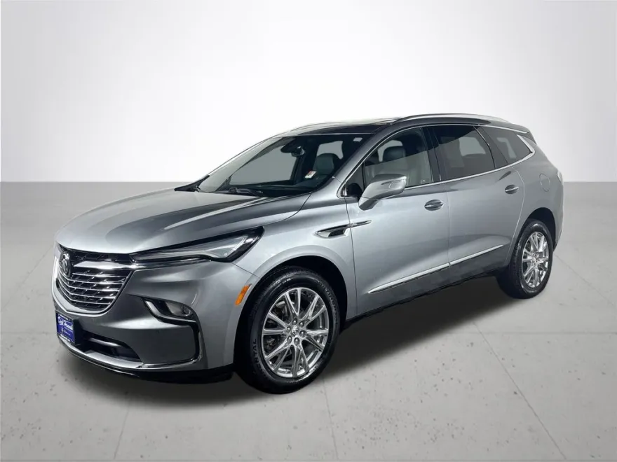 2023 Buick Enclave Essence photo 1