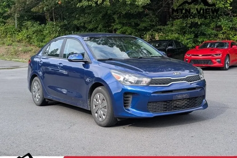 2019 Kia Rio S photo 1