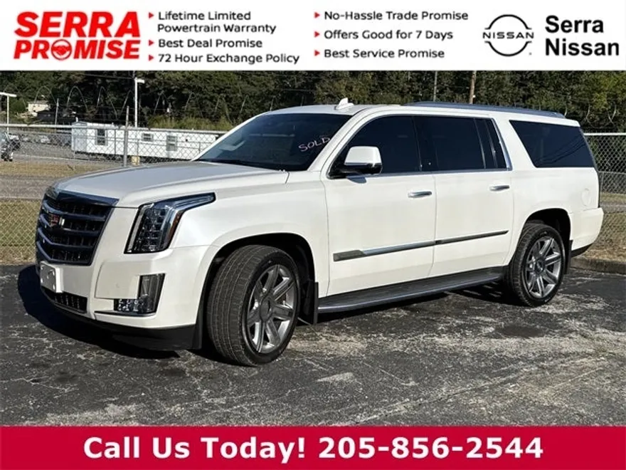 2016 Cadillac Escalade ESV Luxury photo 1