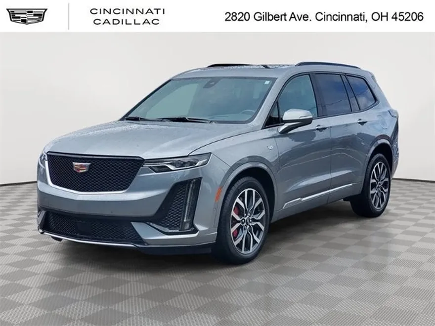 2024 Cadillac XT6 Sport photo 1