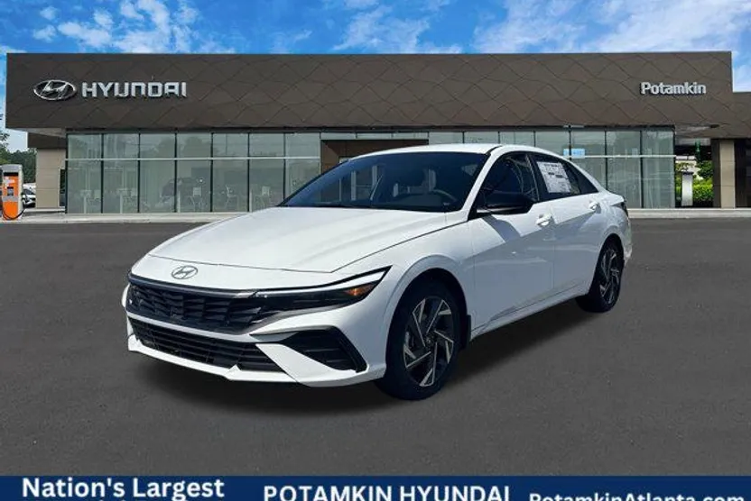2025 Hyundai Elantra SEL Sport photo 1