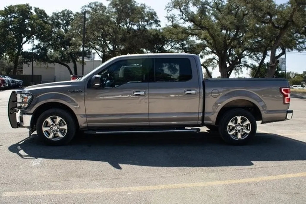 2020 Ford F-150 XLT photo 1