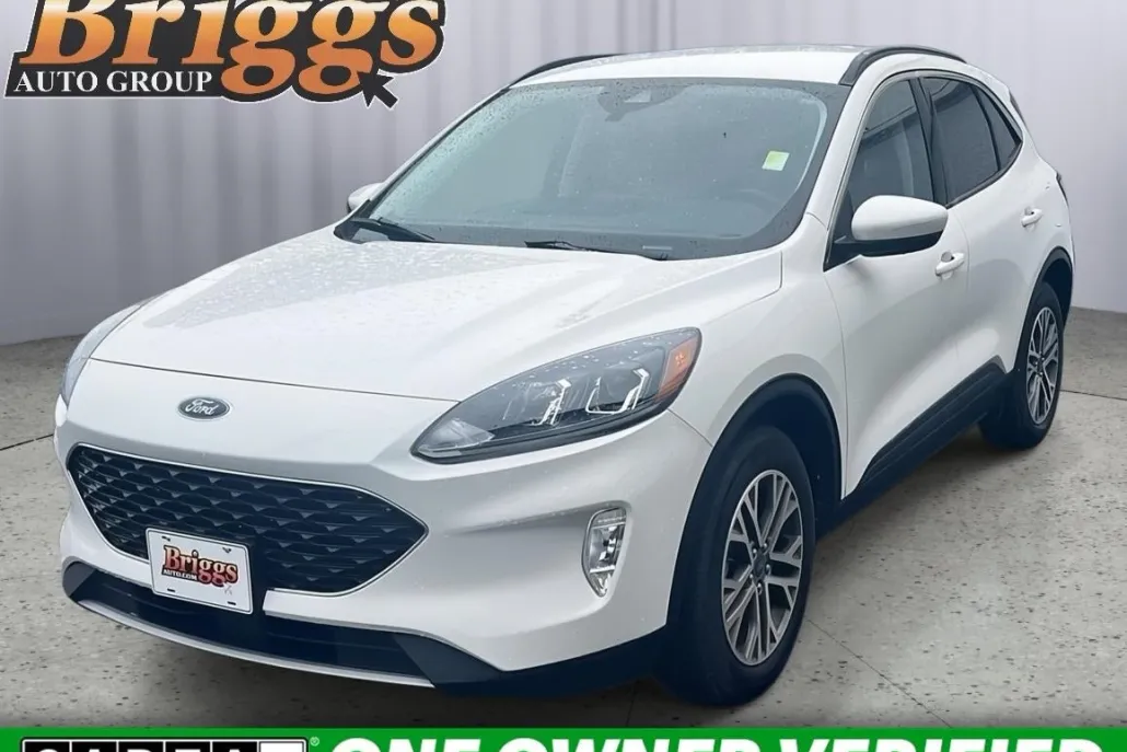 2022 Ford Escape SEL photo 1