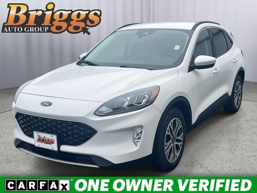 2022 Ford Escape SEL photo 1