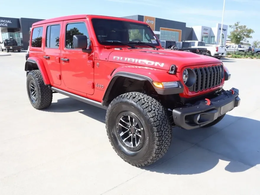 2025 Jeep Wrangler Rubicon X photo 1