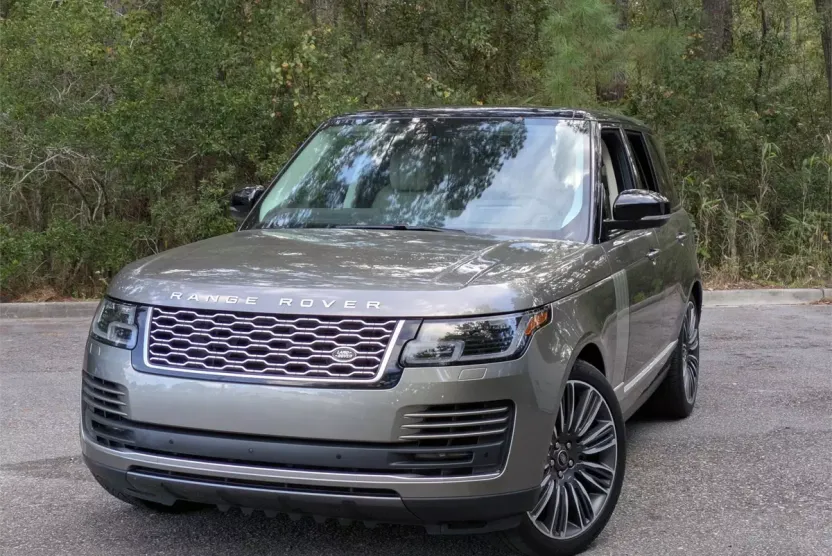 2021 Land Rover Range Rover P525 HSE HSE Westminster Edition photo 1