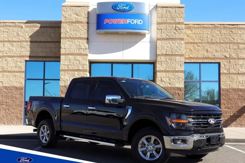 2025 Ford F-150 XLT photo 1