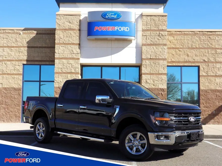 2025 Ford F-150 XLT photo 1