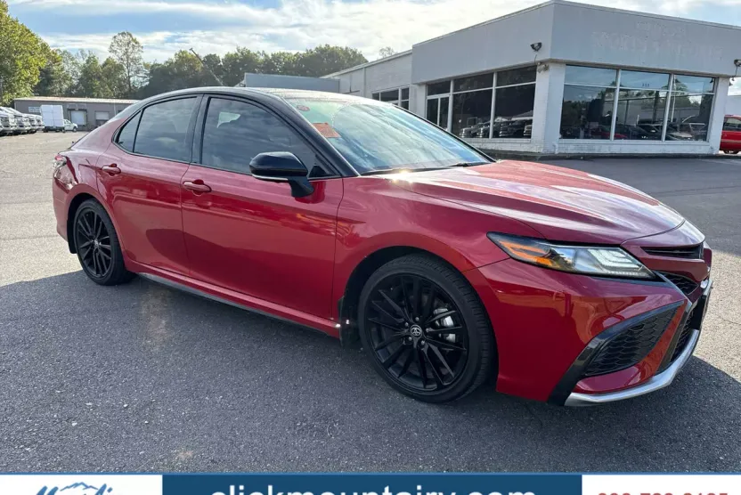 2024 Toyota Camry XSE V6 photo 1