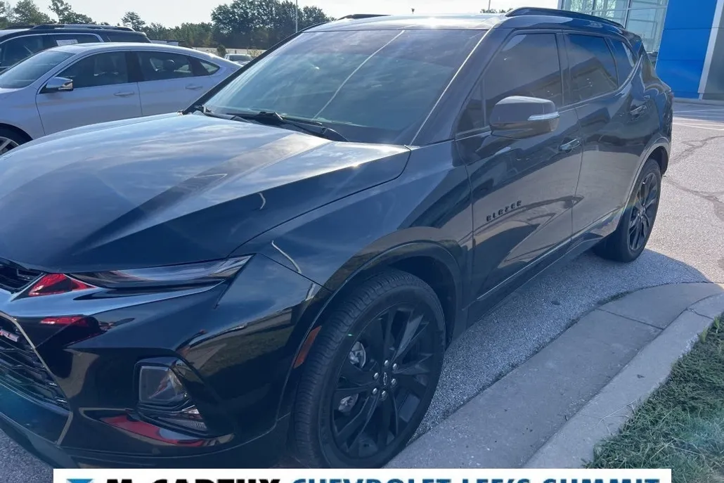 2022 Chevrolet Blazer RS photo 1