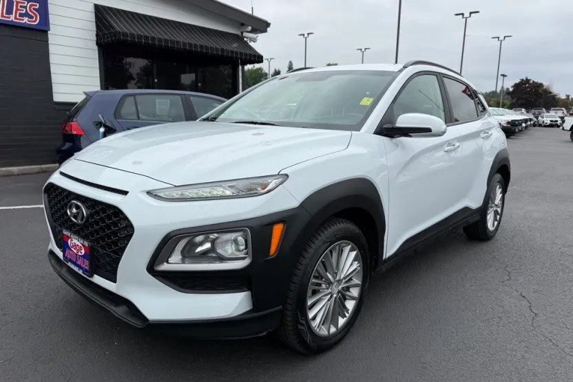 2018 Hyundai Kona SEL photo 1