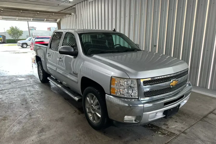 2013 Chevrolet Silverado 1500 LT photo 1