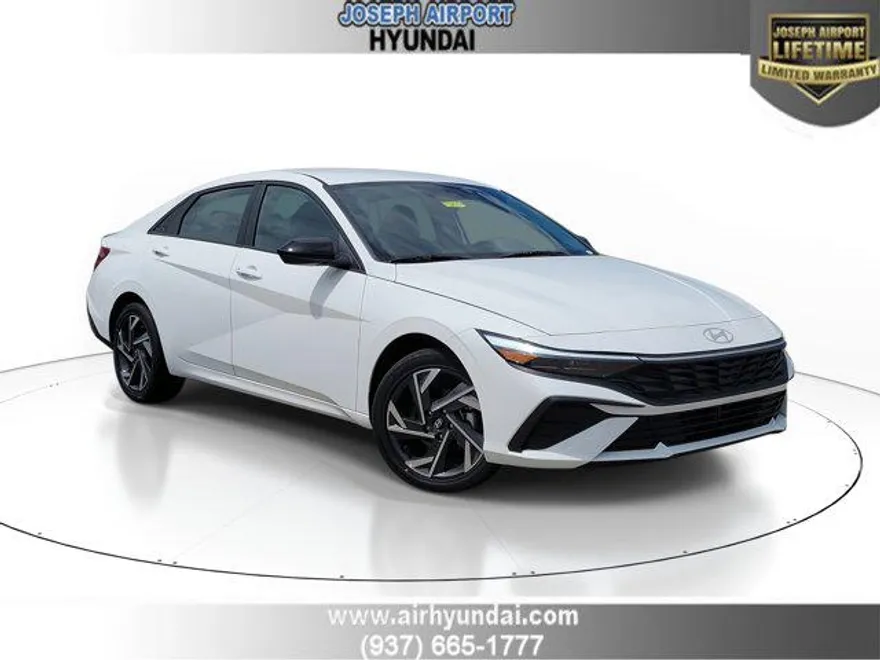 2025 Hyundai Elantra Hybrid photo 1
