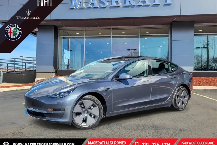 2022 Tesla Model 3 Long Range photo 1