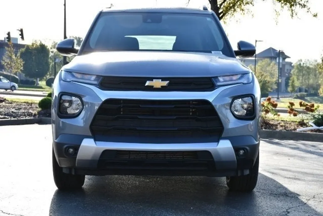 2023 Chevrolet Trailblazer LT photo 1