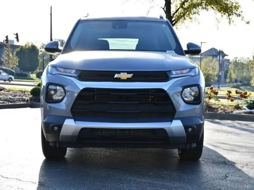 2023 Chevrolet Trailblazer LT photo 1