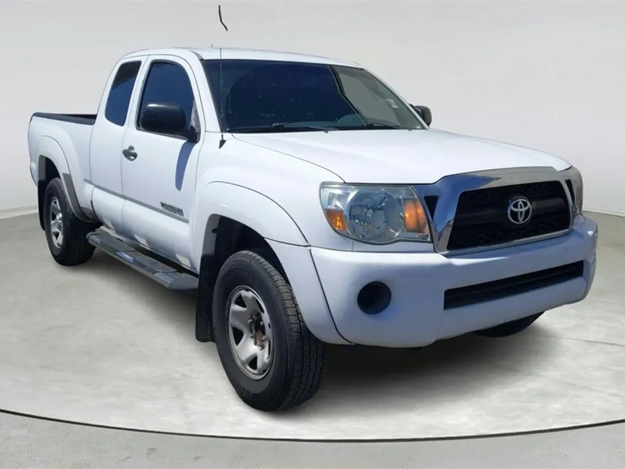 2011 Toyota Tacoma PreRunner photo 1