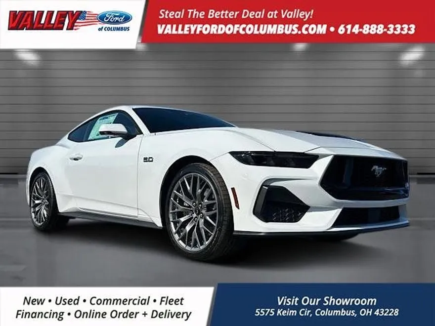 2025 Ford Mustang GT Premium photo 1