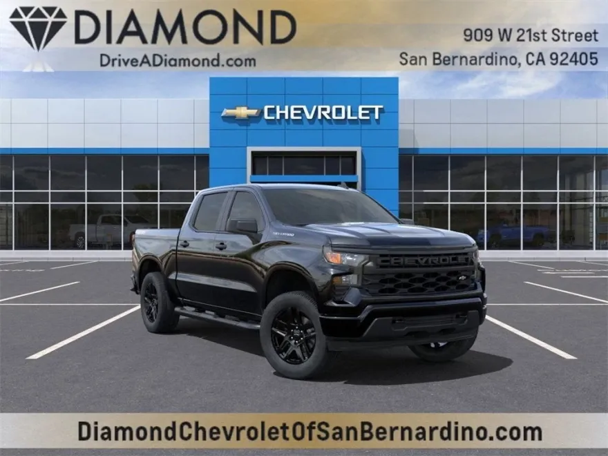 2025 Chevrolet Silverado 1500 Custom photo 1